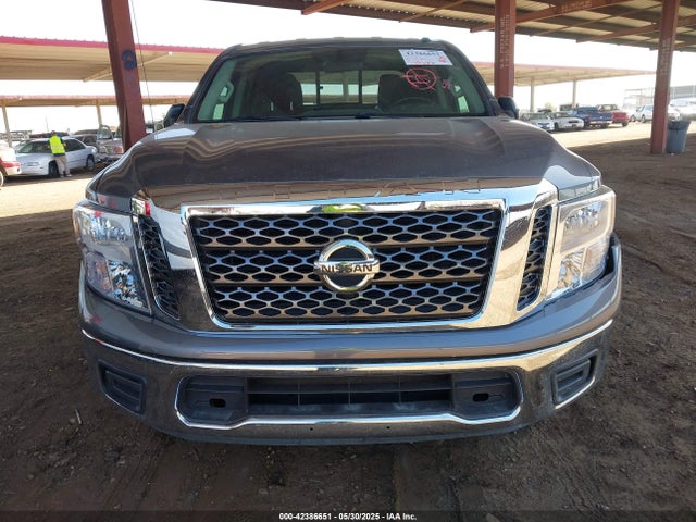 1N6AA1EK2JN550903 Nissan 2018