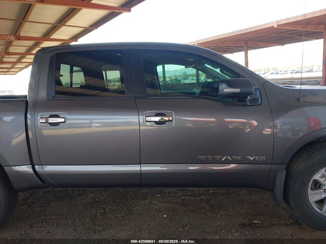 1N6AA1EK2JN550903 Nissan 2018