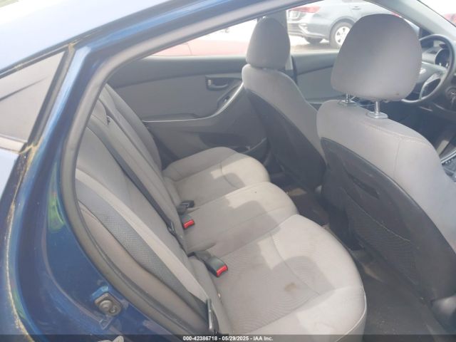 5NPDH4AE6GH663582 Hyundai ELANTRA SE
