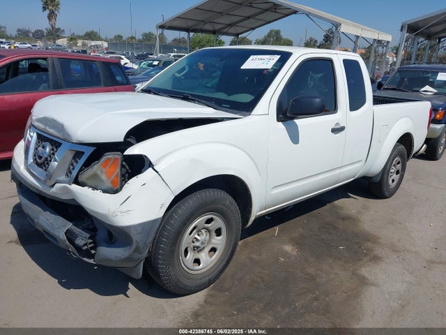 Nissan Frontier 2014 1N6BD0CT2EN739140 Image 2