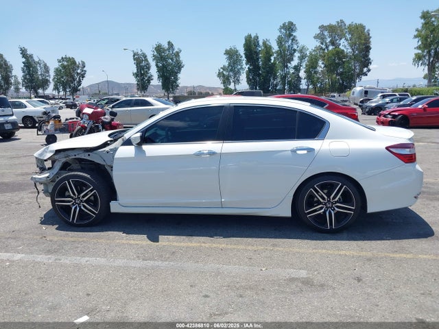 1HGCR2F18HA143042 Honda k24w1