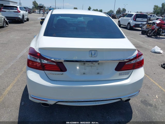 1HGCR2F18HA143042 Honda k24w1