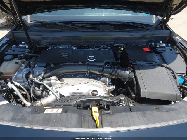 W1N4M4GB6NW183020 Mercedes-Benz m260