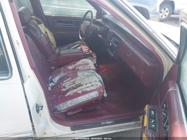 1992 CADILLAC DEVILLE 1G6CD53B9N4279883 Photo 4