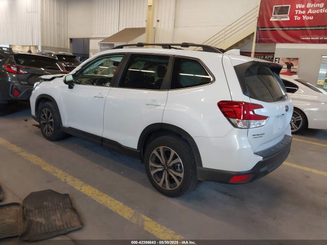 Subaru na u5 2021 JF2SKAUC8MH515348 Image 3