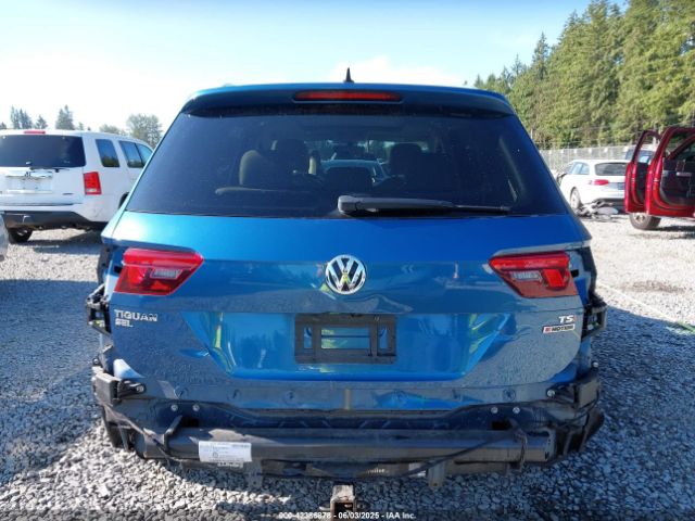 3VV2B7AX7JM029275 Volkswagen Tiguan 2.0t Se/2.0t Sel