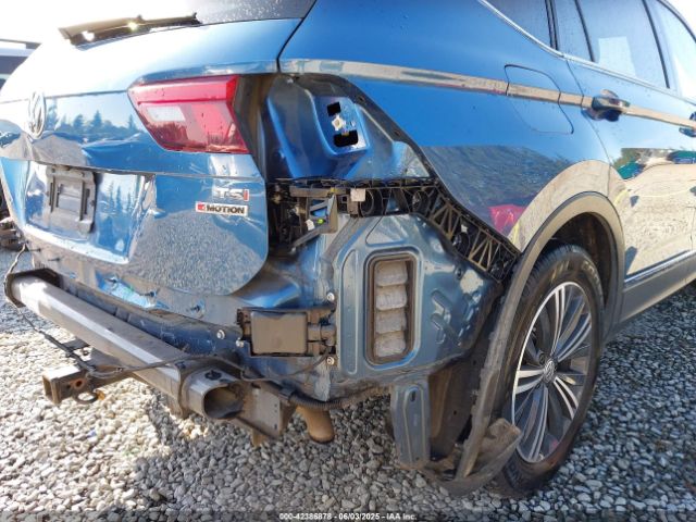 3VV2B7AX7JM029275 Volkswagen Tiguan 2.0t Se/2.0t Sel