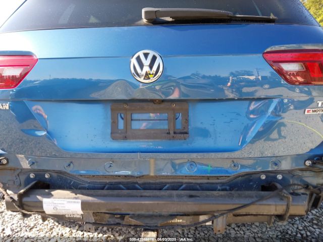 3VV2B7AX7JM029275 Volkswagen Tiguan 2.0t Se/2.0t Sel