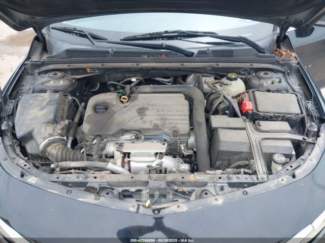 1G1ZB5ST4LF131299 Chevrolet Malibu Fwd Ls