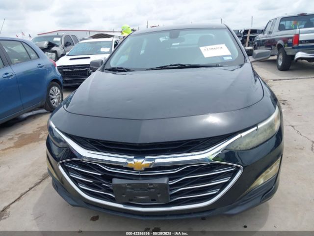 1G1ZB5ST4LF131299 Chevrolet Malibu Fwd Ls