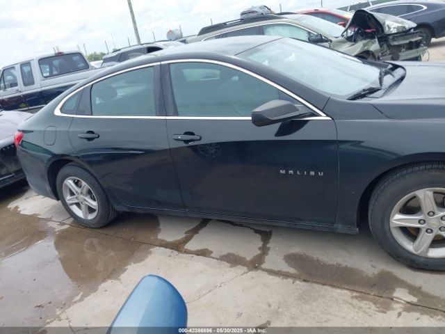 1G1ZB5ST4LF131299 Chevrolet Malibu Fwd Ls