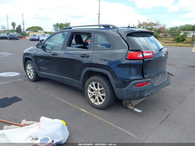 1C4PJLAB8FW733125 Jeep Cherokee