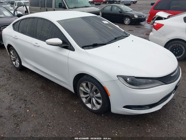 42386899 :رقم المزاد ، 1C3CCCBG5FN515611 vin ، 2015 Chrysler 200 S مزاد بيع