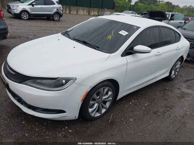 42386899 :رقم المزاد ، 1C3CCCBG5FN515611 vin ، 2015 Chrysler 200 S مزاد بيع