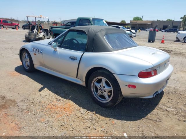2001 BMW Z3 WBACN53401LL48257 Photo 2
