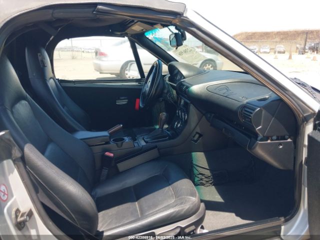 2001 BMW Z3 WBACN53401LL48257 Photo 4