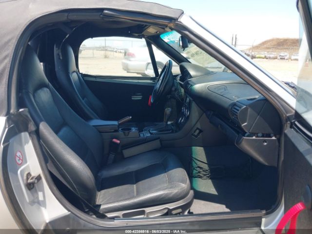 2001 BMW Z3 WBACN53401LL48257 Photo 7