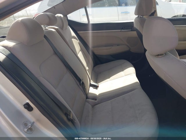 5NPD74LF9HH084578 Hyundai 2017