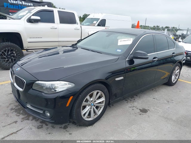 WBA5A5C54GG352200 BMW 528I