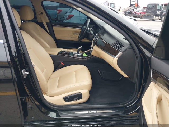 WBA5A5C54GG352200 BMW 528I
