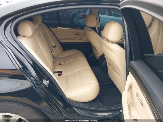 WBA5A5C54GG352200 BMW 528I