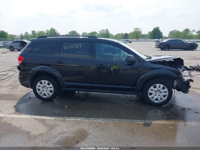 3C4PDCAB9JT347979 Dodge 2018
