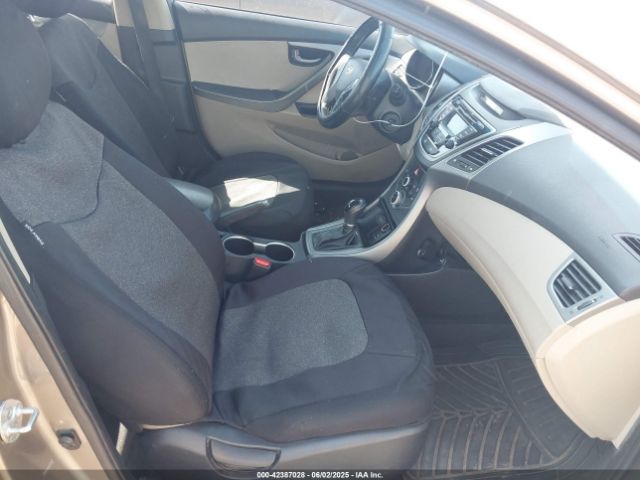 5NPDH4AE0GH754606 Hyundai ELANTRA SE