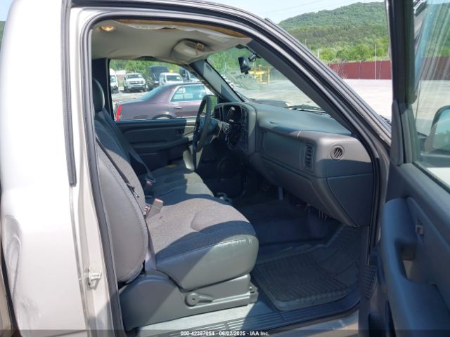 2004 GMC SIERRA 1500 1GTEC14X44Z349612 Photo 4