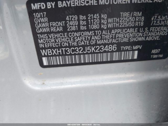 2018 BMW X1 WBXHT3C32J5K23486 Photo 8