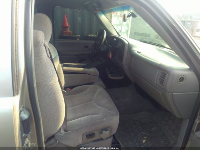 1999 GMC SIERRA 1500 2GTEC19T4X1539915 Photo 4