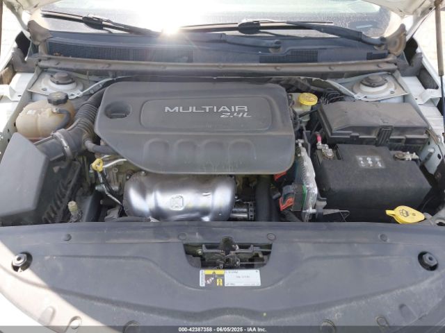 2015 CHRYSLER 200 1C3CCCAB6FN604514 Photo 9