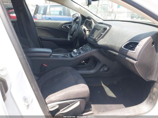 2015 CHRYSLER 200 1C3CCCAB6FN604514 Photo 4