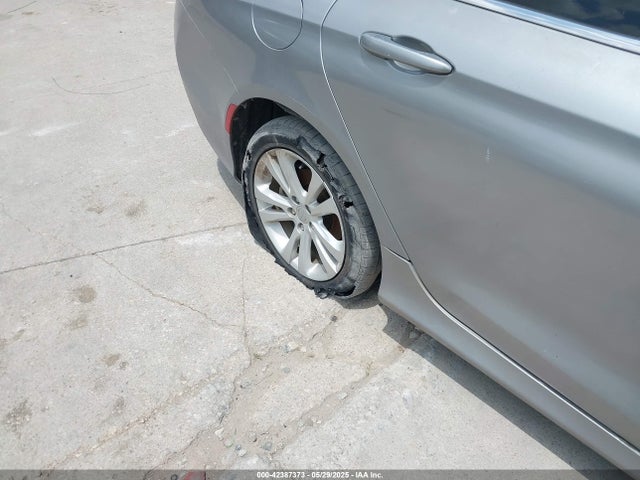 Chrysler 200 Limited 2015 1C3CCCAB7FN745866 Image 12