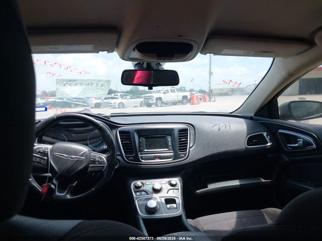Chrysler 200 Limited 2015 1C3CCCAB7FN745866 Image 13