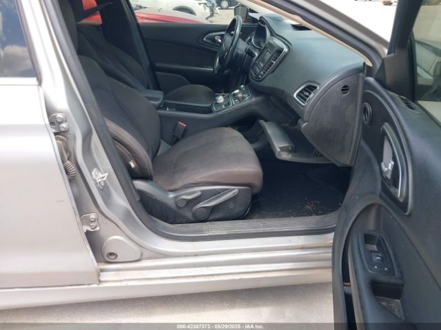 2015 CHRYSLER 200 1C3CCCAB7FN745866 Photo 4