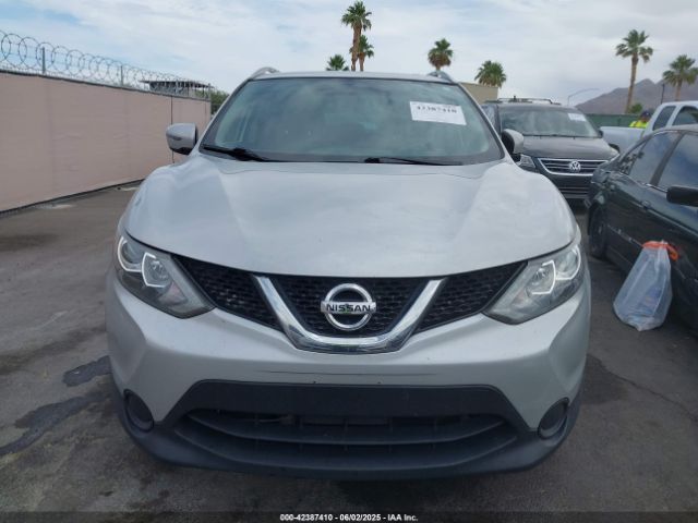 JN1BJ1CP3HW016435 Nissan Rogue Sport Sv