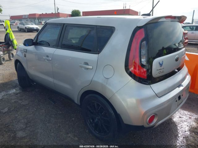 KNDJP3A50H7451718 KIA SOUL +
