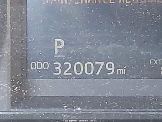 5TFRM5F13GX104380 Toyota Tundra Sr 4.6l V8