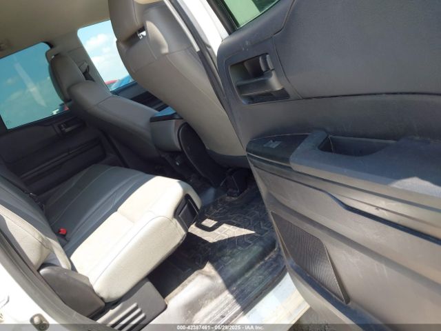 5TFRM5F13GX104380 Toyota Tundra Sr 4.6l V8