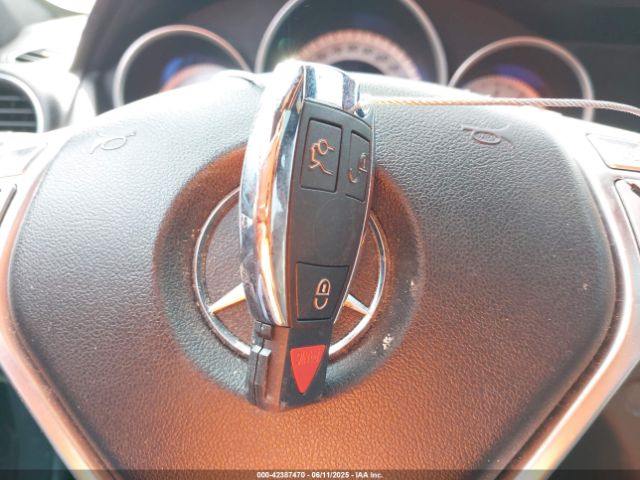 2013 MERCEDES-BENZ C 350 WDDGF5HB0DR264228 Photo 10