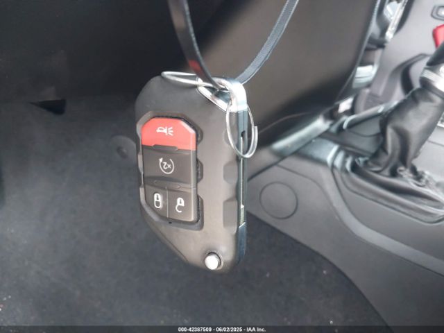 2024 JEEP WRANGLER 1C4PJXDG1RW304993 Photo 10