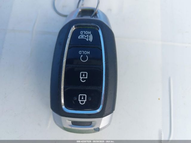 KMHRC8A34PU212064 Hyundai Venue Limited