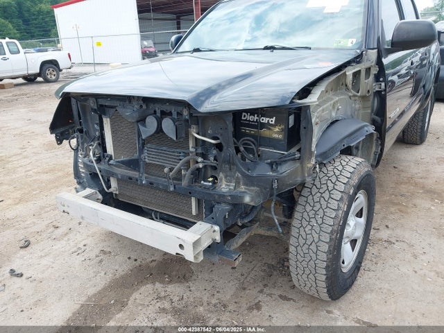 3TMJU4GN5FM189557 Toyota Tacoma Prerunner V6