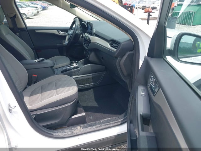 1FMCU9G61LUC60769 Ford ESCAPE SE