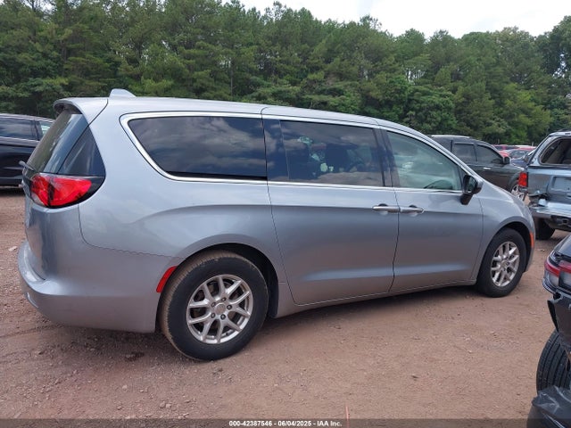 2C4RC1CG0LR249132 Chrysler Voyager Lx