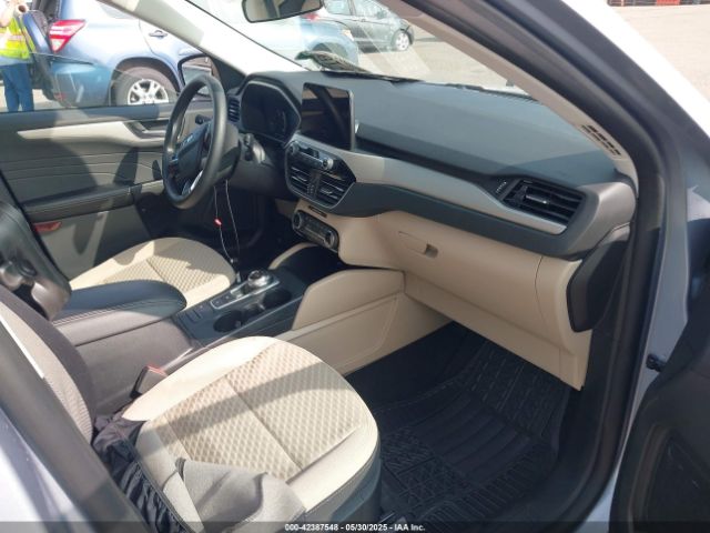 1FMCU9BZ8NUA45832 Ford Escape Se Hybrid
