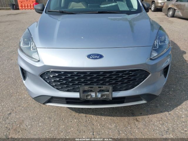 1FMCU9BZ8NUA45832 Ford Escape Se Hybrid