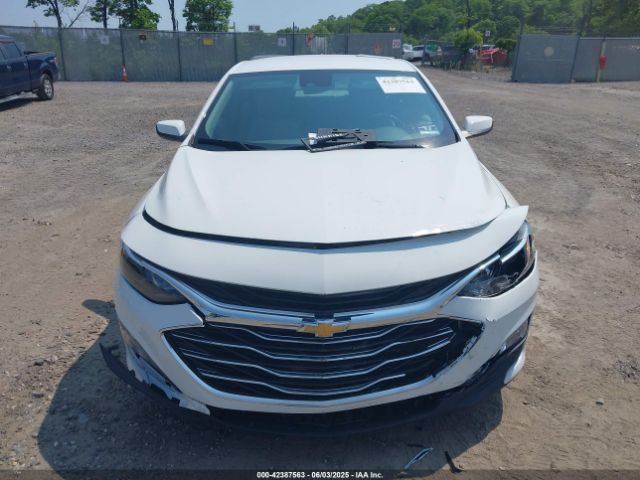 1G1ZD5ST5NF101726 Chevrolet Malibu Fwd Lt