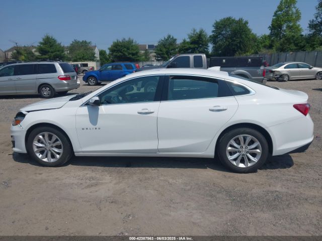 1G1ZD5ST5NF101726 Chevrolet Malibu Fwd Lt