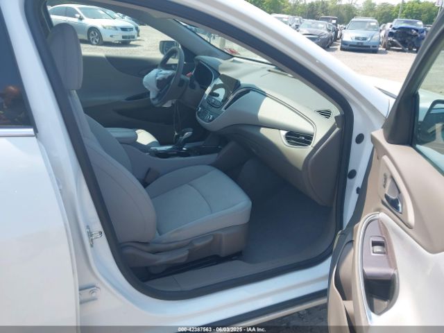 1G1ZD5ST5NF101726 Chevrolet Malibu Fwd Lt